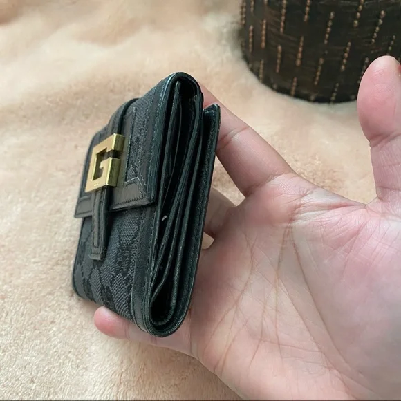 Gucci Short Wallet - Picture 5 of 11